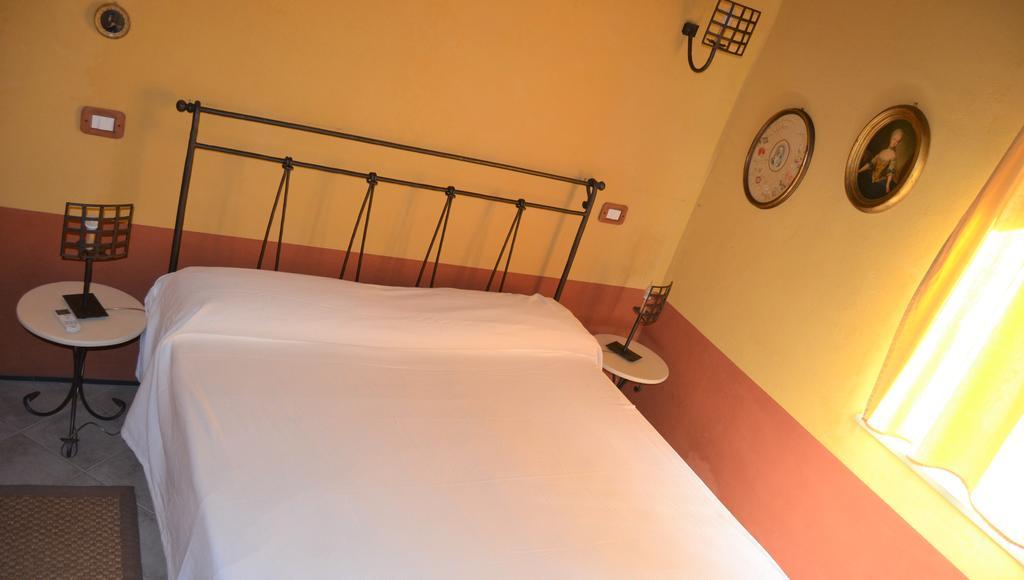 Bioagriturismo Antica Sena Milici 外观 照片